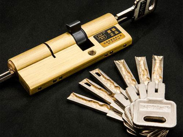 定日24小时上门开锁公司