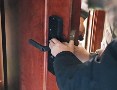 定日24小时上门开锁公司